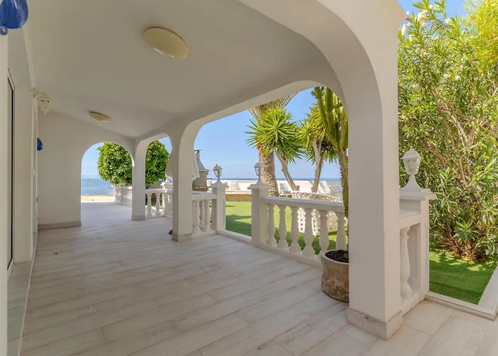 Villa Blanca