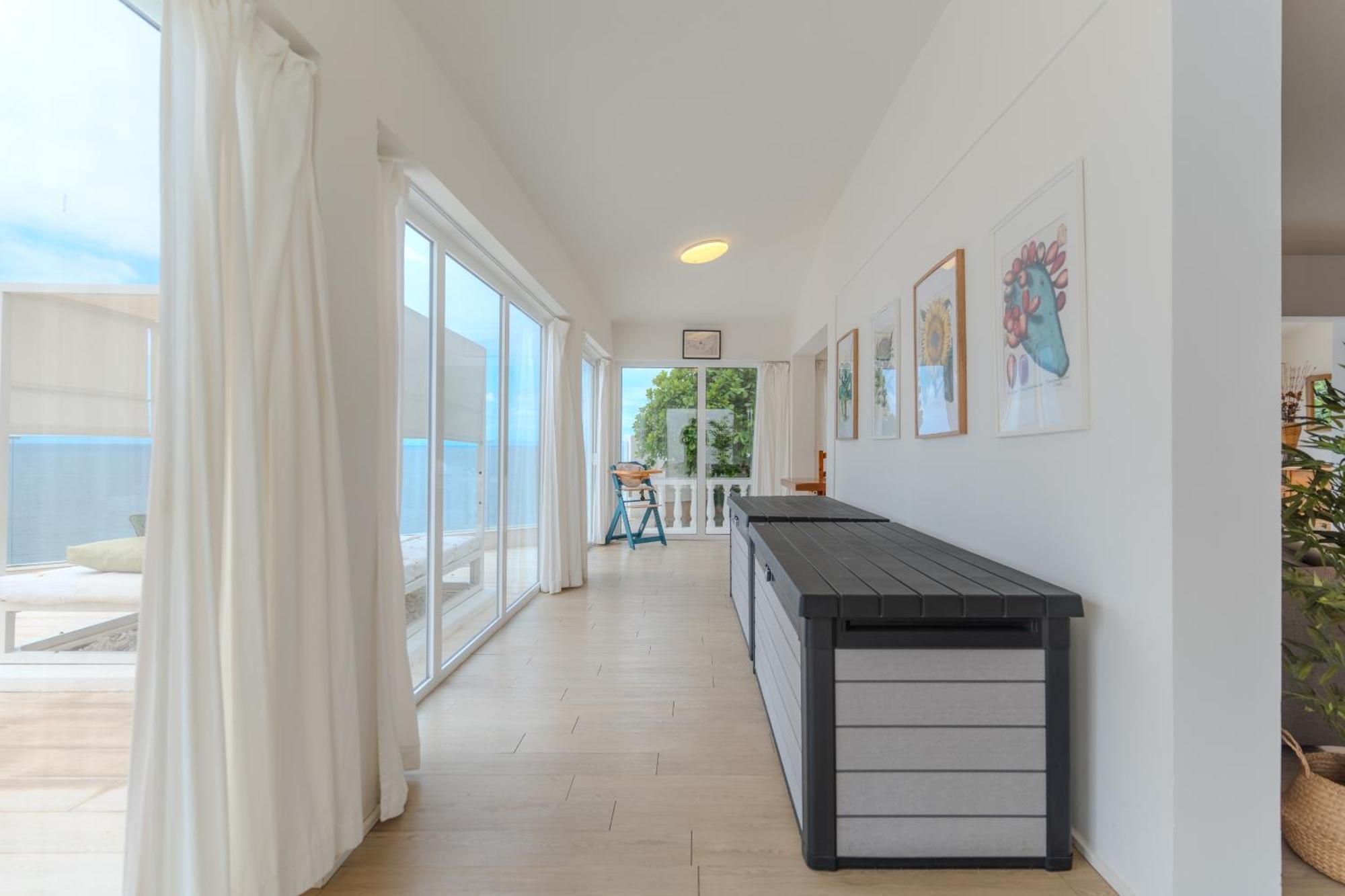 Villa Blanca Callao Salvaje